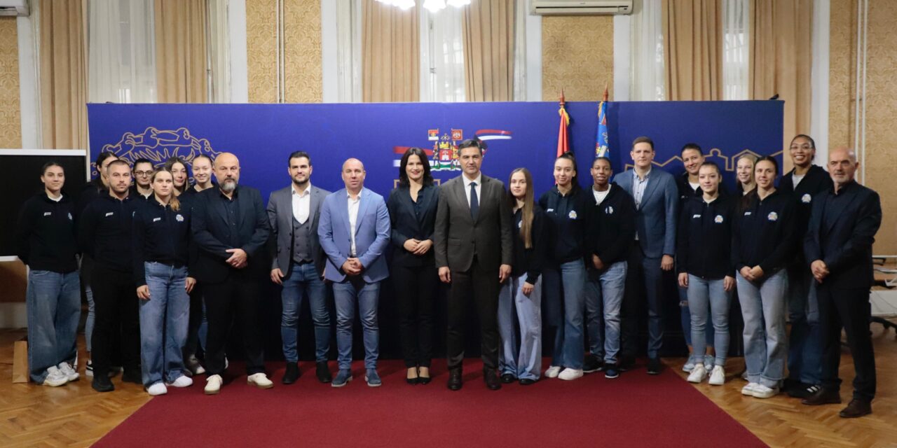 https://www.uzkkstudent.rs/wp-content/uploads/2025/10/tim-sa-gradonacelnikom-1280x640.jpg